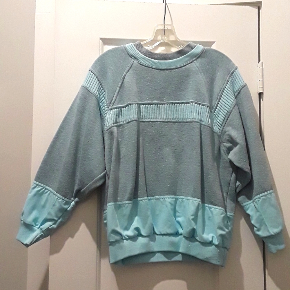 Retro 80's_90's blue & bluegrey sweatshirt